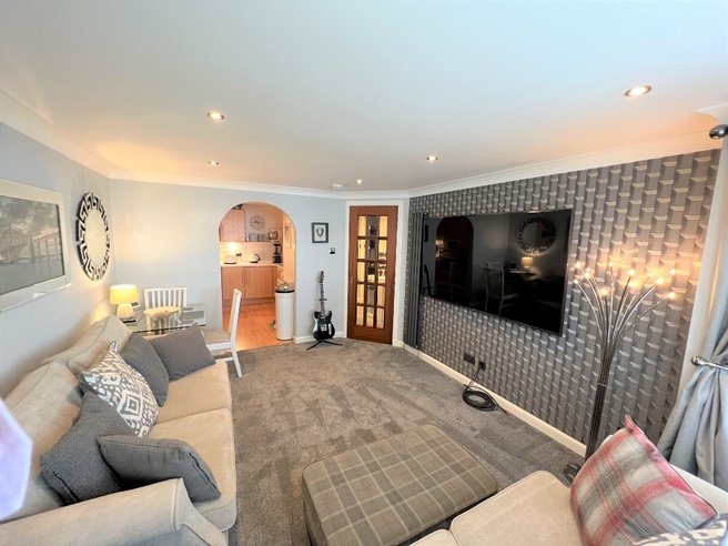 P12040: Meadow Place Road, Corstorphine, Edinburgh