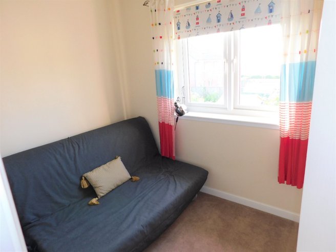 P12099: Crawford Green, Kirkliston, Edinburgh
