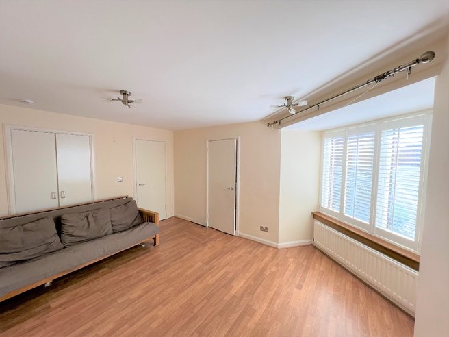 P12150: Pleasance, Meadows, Edinburgh