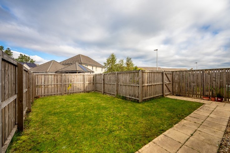 P12306: Kilburn Wood Drive, Roslin, Midlothian