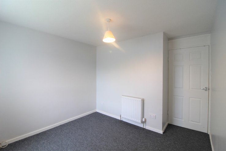 P182: Fergus Avenue, Livingston, West Lothian