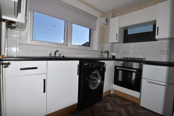 P382: Morrison Way, Knightsridge, West Lothian