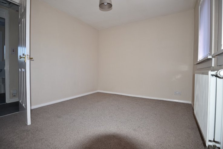 P382: Morrison Way, Knightsridge, West Lothian