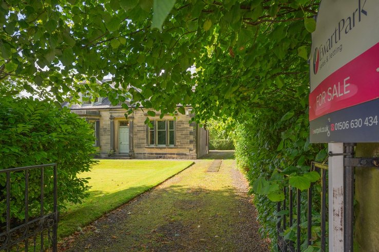 P507: 91 Muir Road, Bathgate, West Lothian