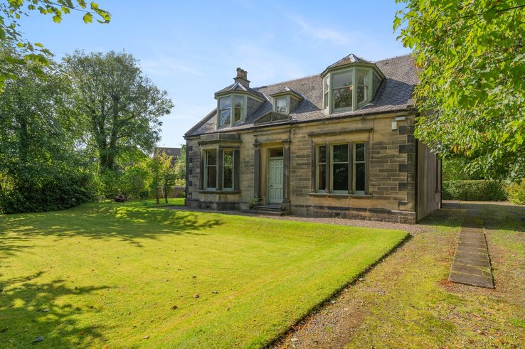 P507: 91 Muir Road, Bathgate, West Lothian