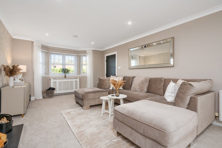 P514: Jardine Place, Bathgate, West Lothian