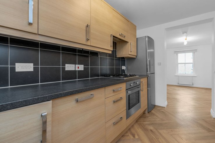 P524: Russell Place, Bathgate, West Lothian