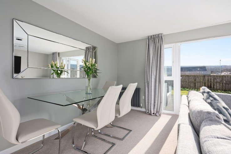 P528: Lang Drive, Bathgate, West Lothian