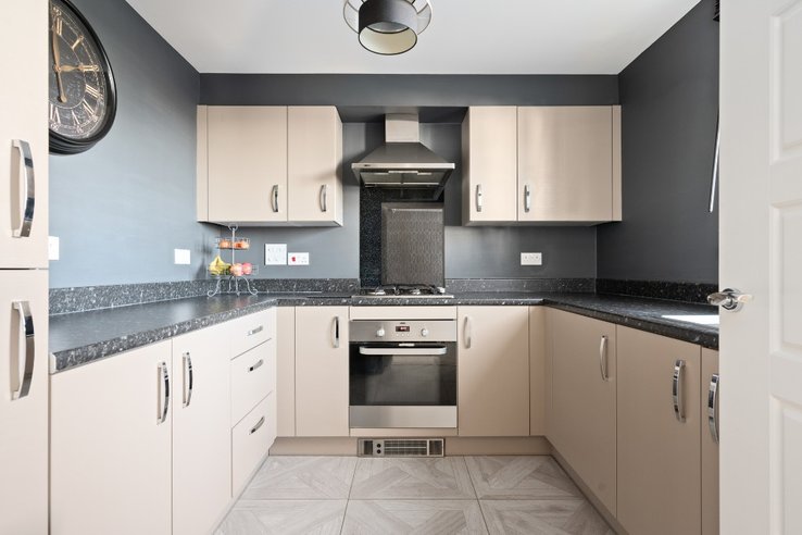 P528: Lang Drive, Bathgate, West Lothian