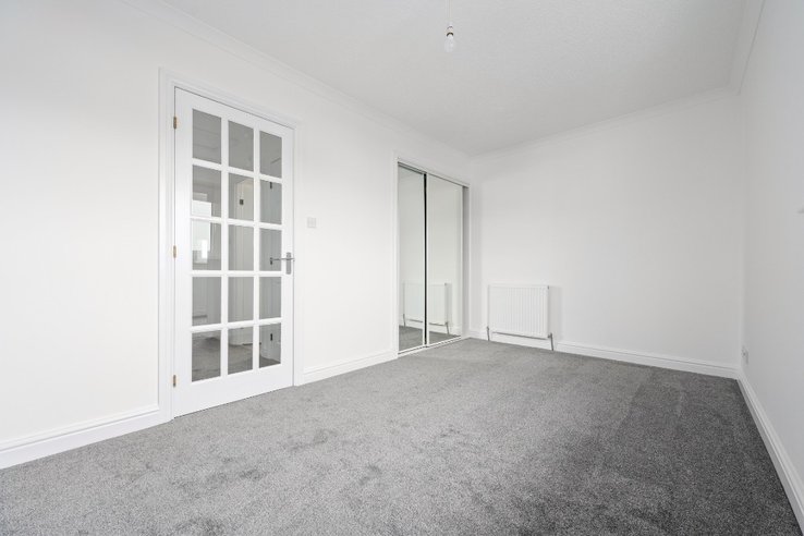 P536: Rashierigg Place, Longridge, West Lothian
