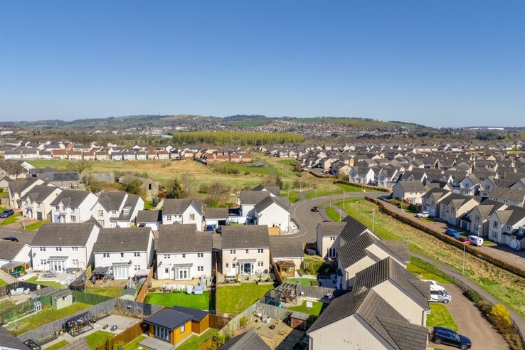 P538: Lang Gardens, Bathgate, West Lothian