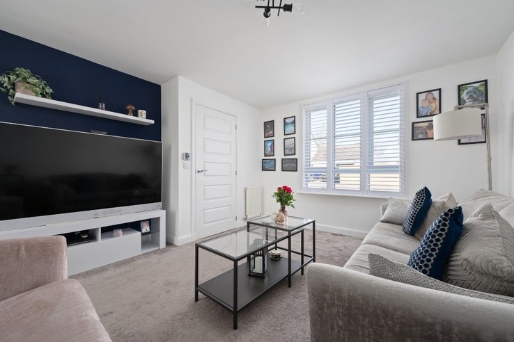 P538: Lang Gardens, Bathgate, West Lothian