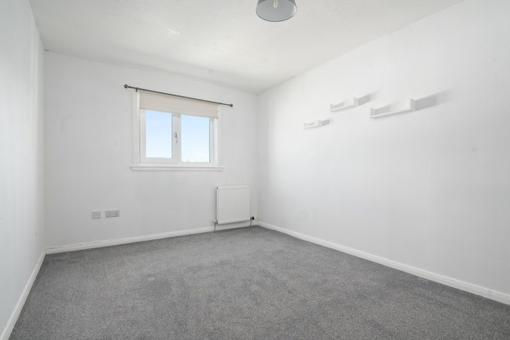 P546: Harburn Drive, West Calder, West Lothian