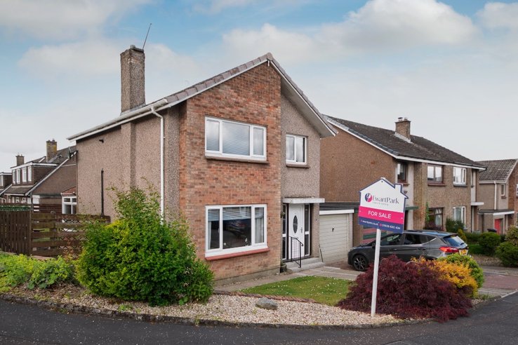 P548: Galabraes Crescent, Bathgate, West Lothian