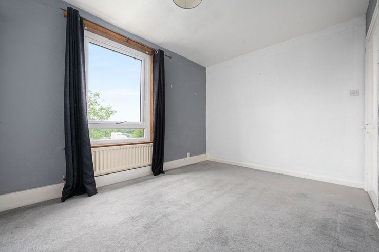 P551: Sutherland Crescent, Bathgate, West Lothian