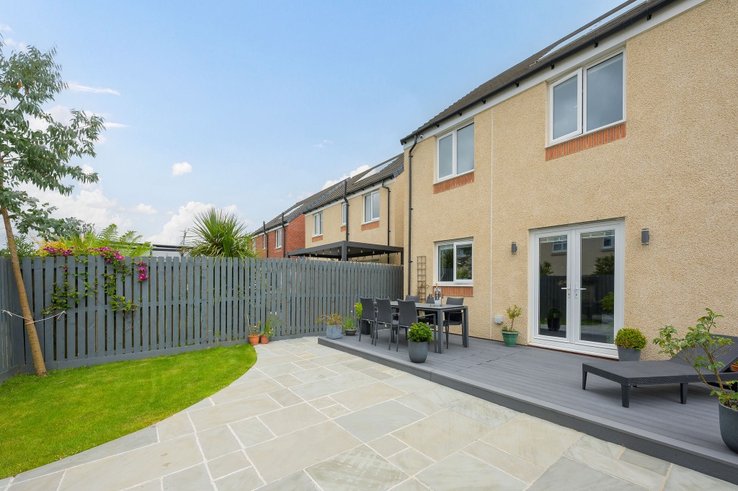 P560: Lanton Road, Larbert, Falkirk