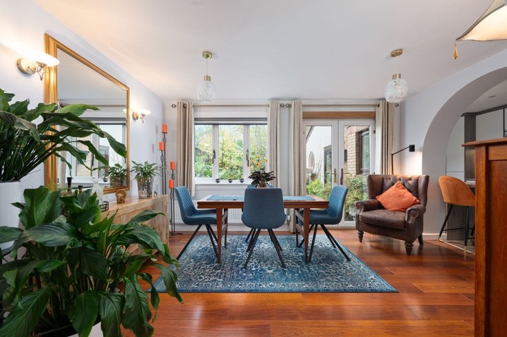 P573: MeadowPark Road, Bathgate, West Lothian