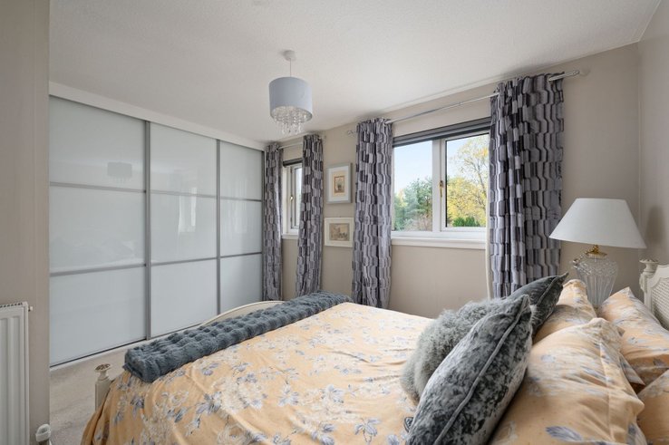 P573: MeadowPark Road, Bathgate, West Lothian