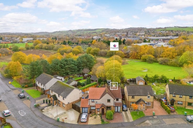 P573: MeadowPark Road, Bathgate, West Lothian