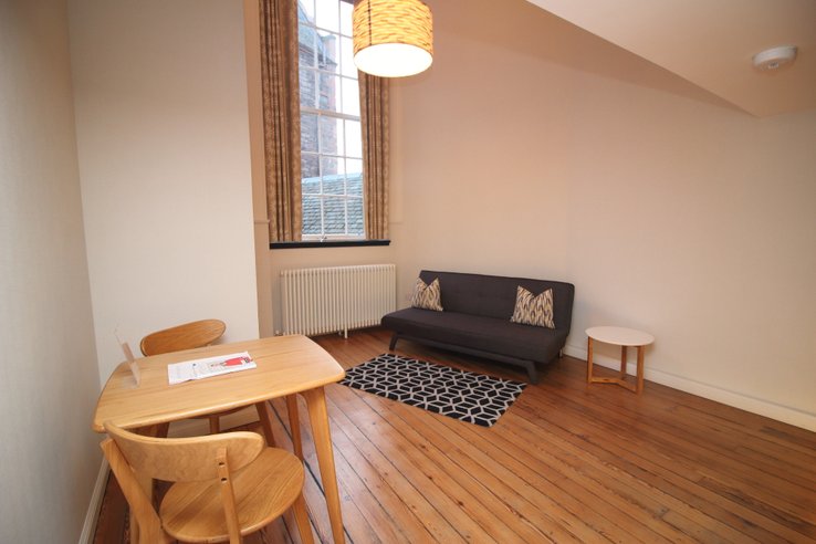 P1023: Flat 23, McDonald Road, Broughton, Edinburgh