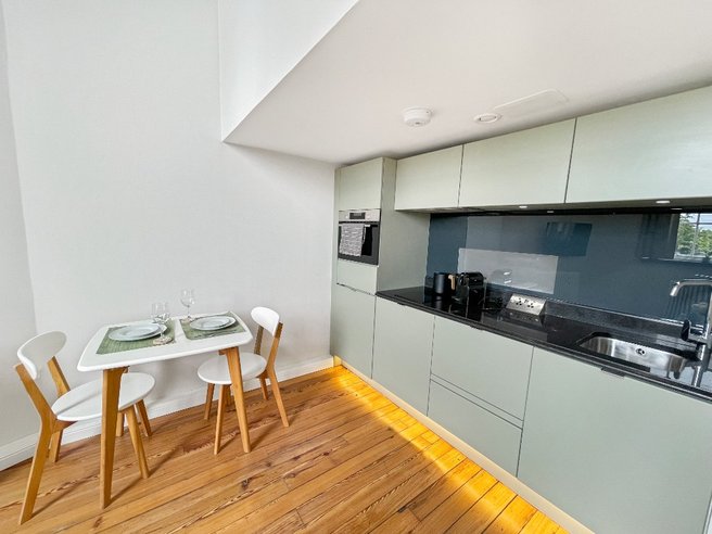 P1047: Flat 47, McDonald Road, Broughton, Edinburgh