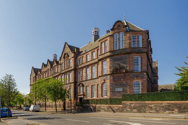 P1047: Flat 47, McDonald Road, Broughton, Edinburgh