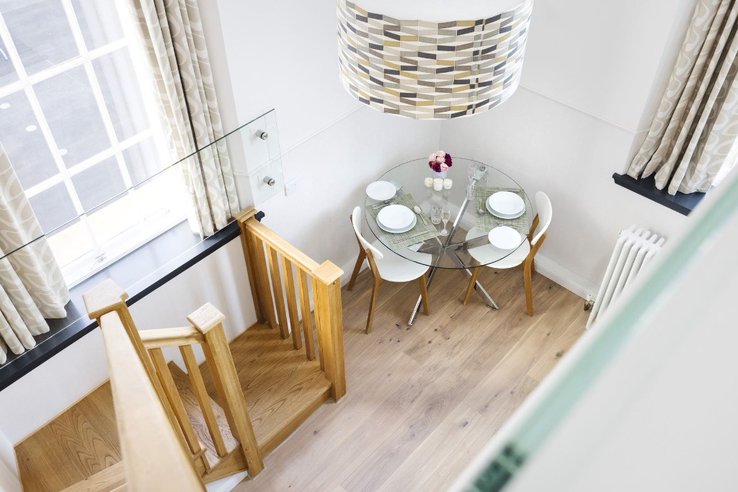 P1073: Flat 73, McDonald Road, Broughton, Edinburgh