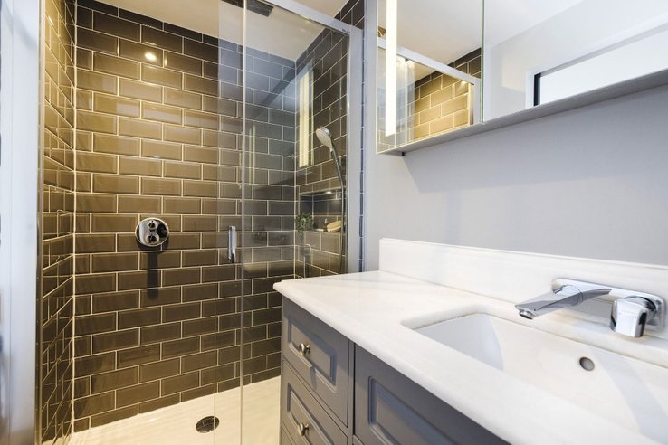 P1073: Flat 73, McDonald Road, Broughton, Edinburgh