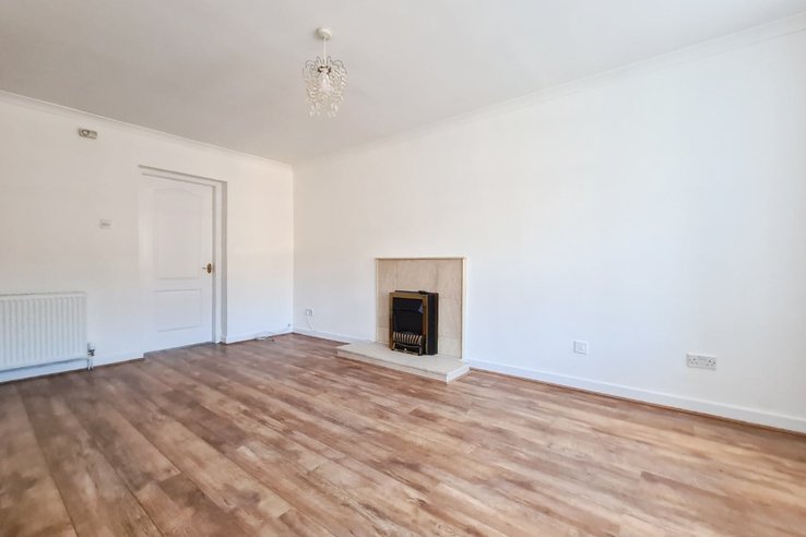 P186: Camnethan Street, Stonehouse, South Lanarkshire