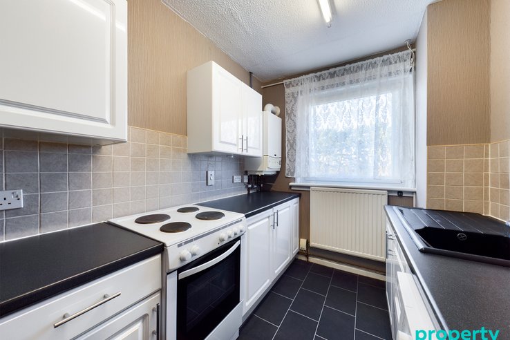 P2390: Dunblane Drive, East Kilbride, South Lanarkshire