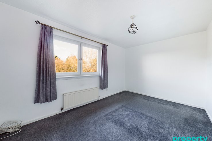 P2390: Dunblane Drive, East Kilbride, South Lanarkshire