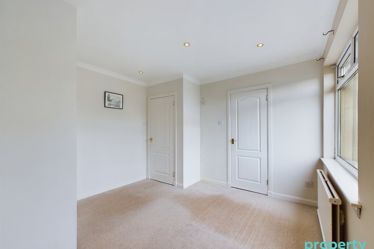 P2557: Cunninghame Road, East Kilbride, South Lanarkshire
