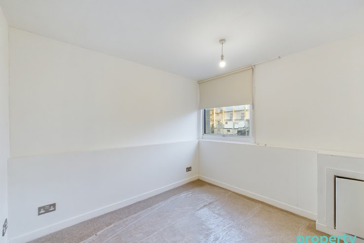 P2605: Telford Road, East Kilbride, South Lanarkshire