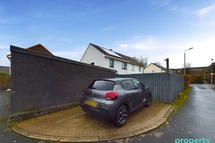 P2664: Mid Park, East Kilbride, South Lanarkshire
