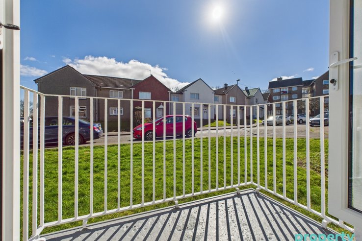 P2897: Robertson Drive, East Kilbride, South Lanarkshire