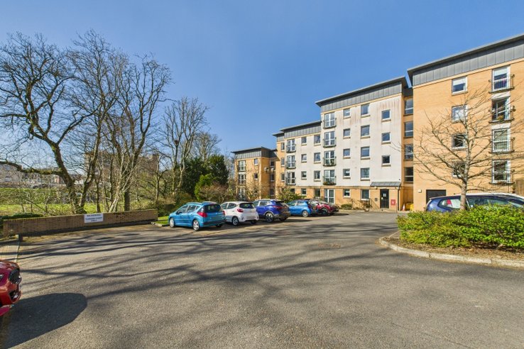 P2904: Kittoch Court, East Kilbride, South Lanarkshire