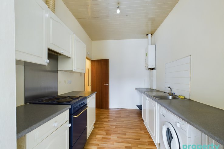 P348: Deedes Street, Airdrie, North Lanarkshire