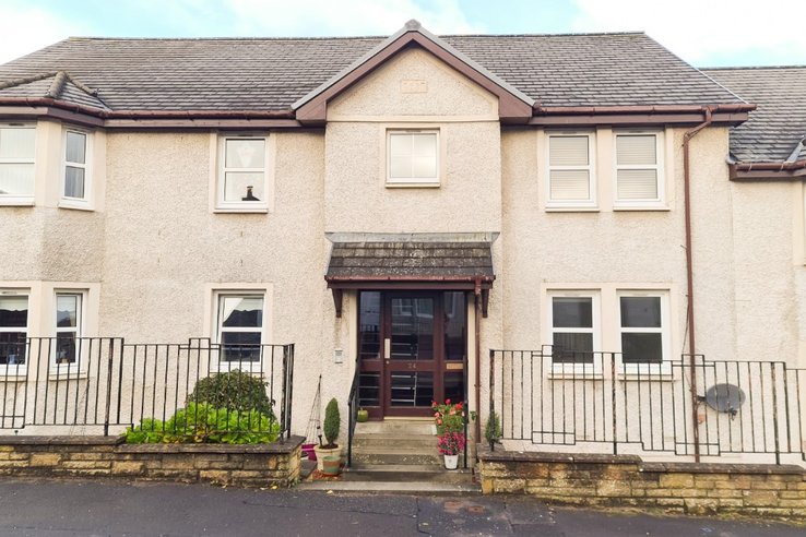 P621: Dunlop Street, Strathaven, South Lanarkshire