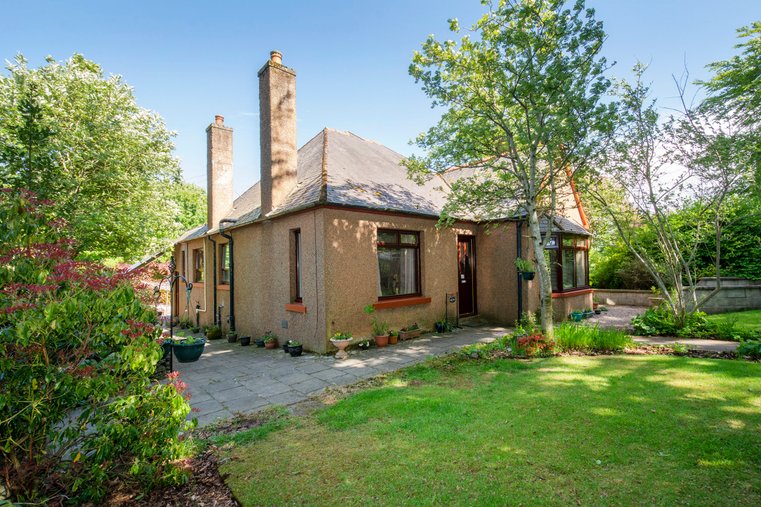 Property For Sale in Aberdeen Property to Buy in Aberdeen Gilson