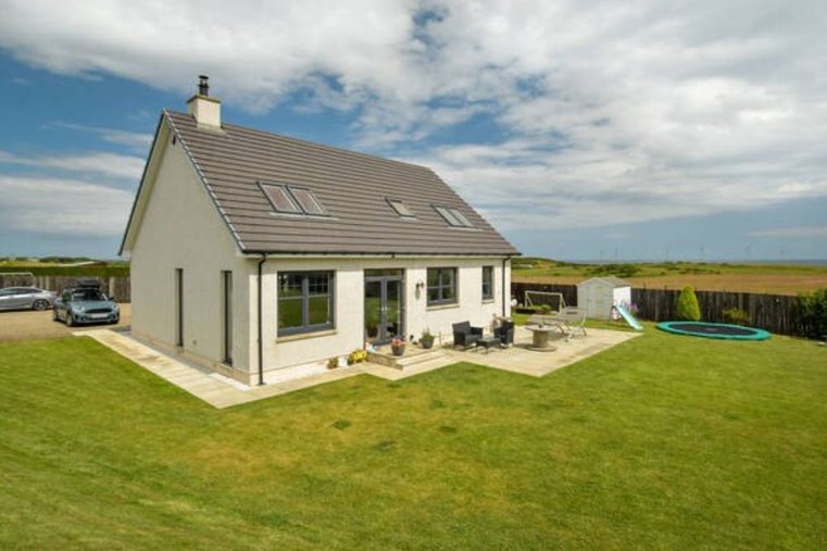 Property For Sale in Aberdeen Property to Buy in Aberdeen Gilson