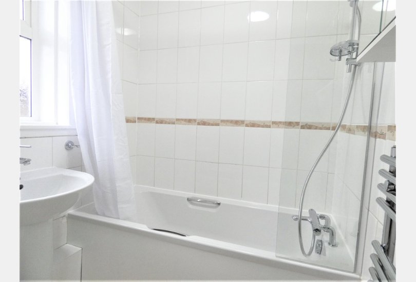 Colinton Mains Crescent