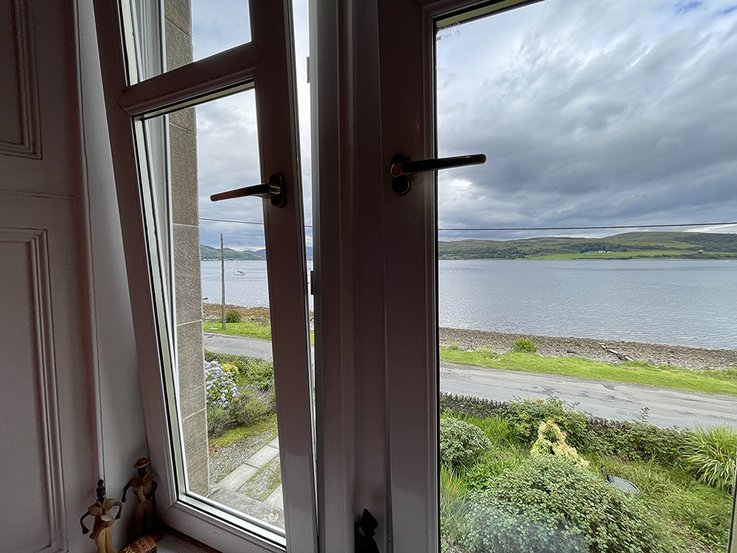 Upper Villa, Oaklea,  Shore Road, Kames, Tighnabruaich