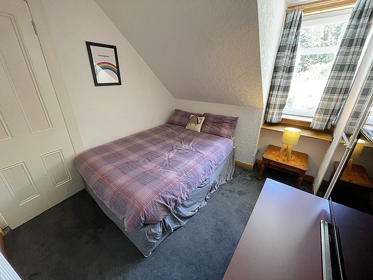 Glenside, Main Street Waterside Property