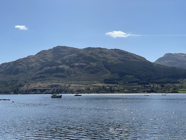 Glenside, Main Street Waterside Property