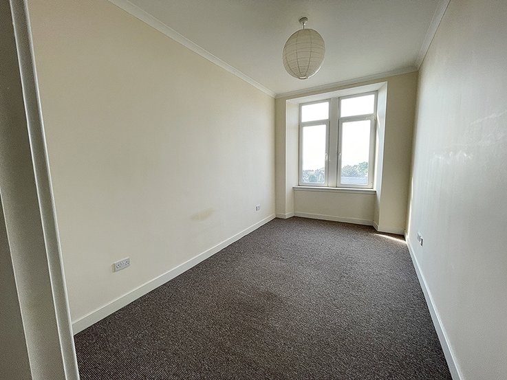 Flat 1/1 4 Victoria Crescent, Kirn Brae Waterside Property