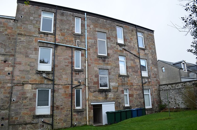 Flat 1/1 4 Victoria Crescent, Kirn Brae Waterside Property
