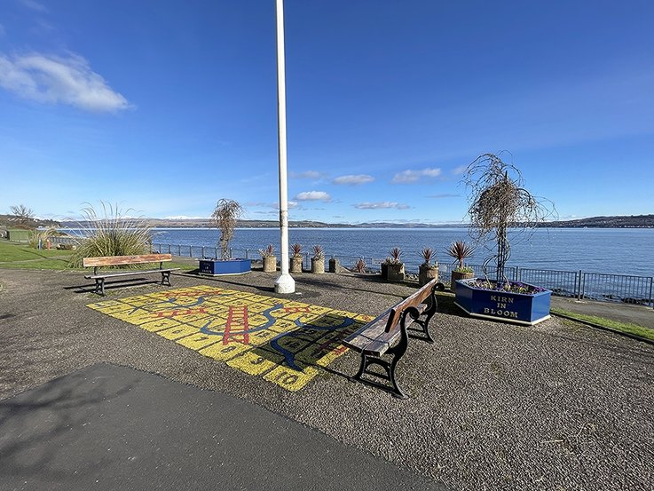 Flat 1/1 4 Victoria Crescent, Kirn Brae Waterside Property