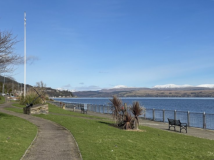 Flat 1/1 4 Victoria Crescent, Kirn Brae Waterside Property