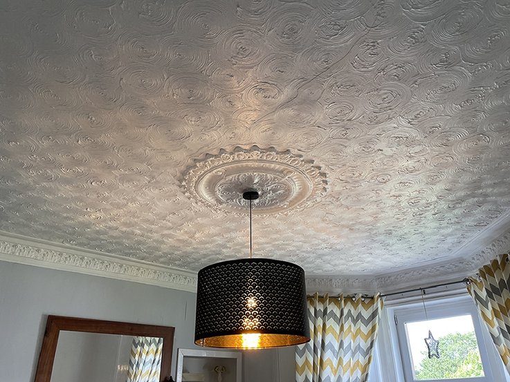 Glenlonan, Cromlech Road Waterside Property