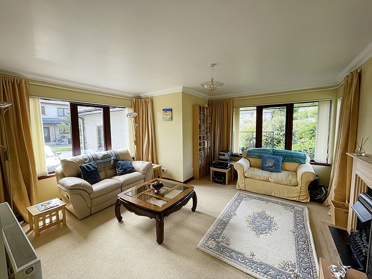 6 Dhalling Park, Kirn, Dunoon